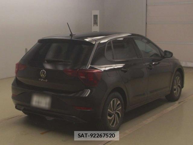 VolksWagen POLO 2025-03 8218941-1