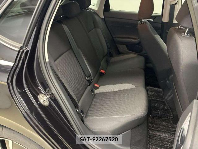 VolksWagen POLO 2025-03 8218941-4