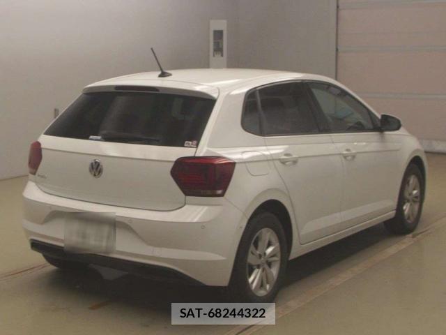 VolksWagen POLO 2020-09 8218947-1