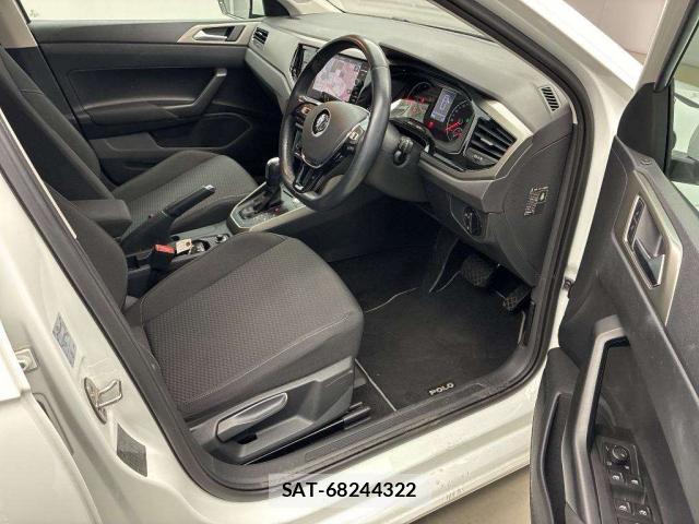 VolksWagen POLO 2020-09 8218947-4