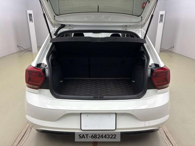 VolksWagen POLO 2020-09 8218947-8