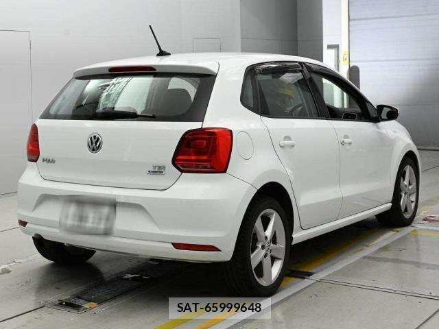 VolksWagen POLO 2017-02 8218972-10