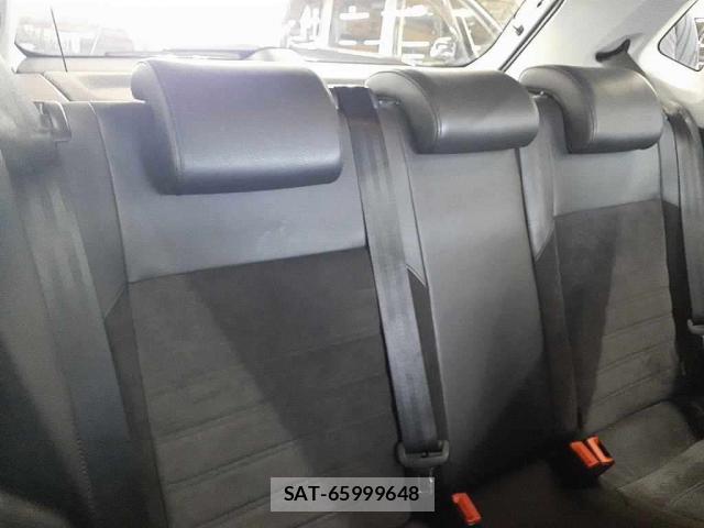 VolksWagen POLO 2017-02 8218972-4