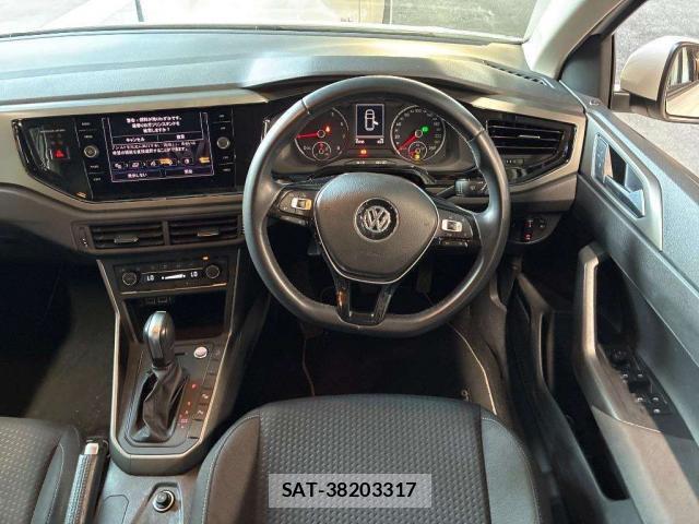 VolksWagen POLO 2019-11 8218999-2