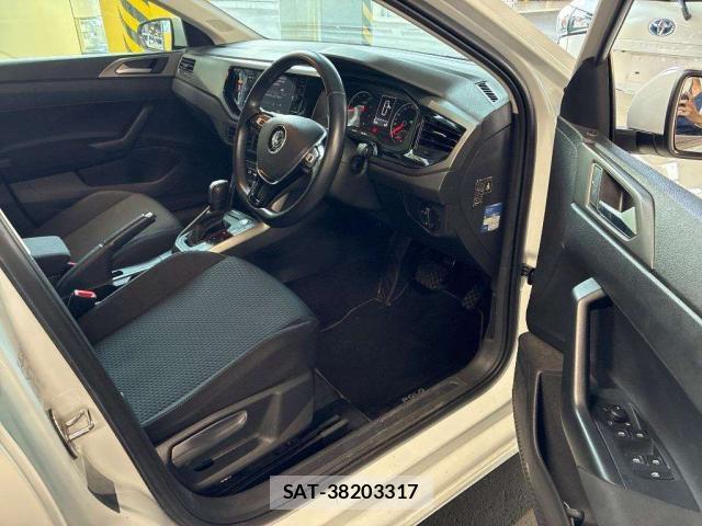 VolksWagen POLO 2019-11 8218999-4