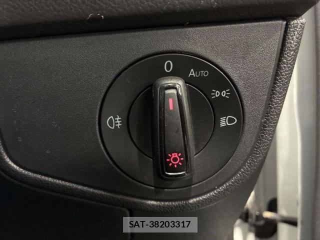 VolksWagen POLO 2019-11 8218999-9