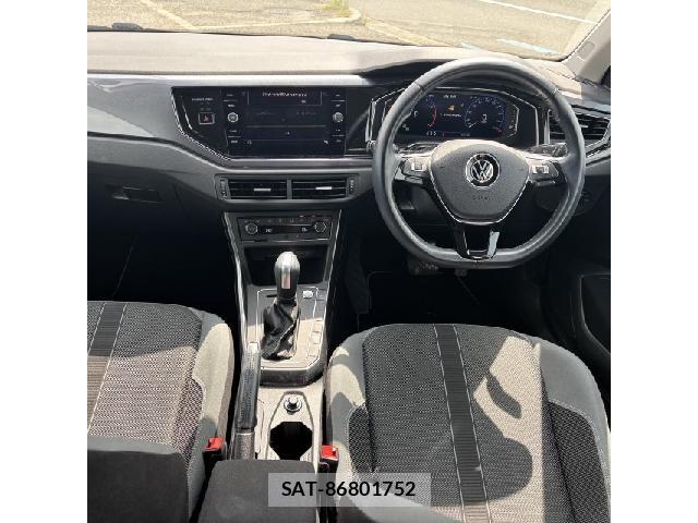 VolksWagen POLO 2021-08 8222821-1