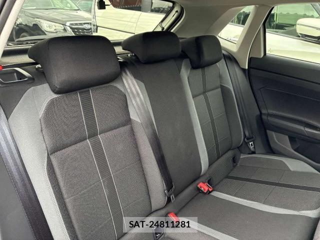 VolksWagen POLO 2024-02 8223136-6