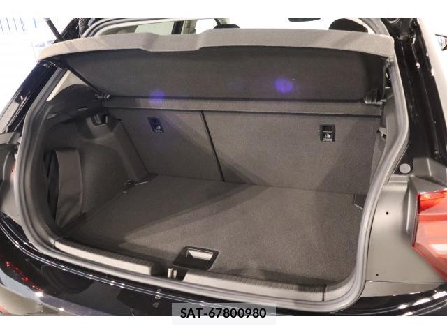 VolksWagen POLO 2026-03 8223455-18