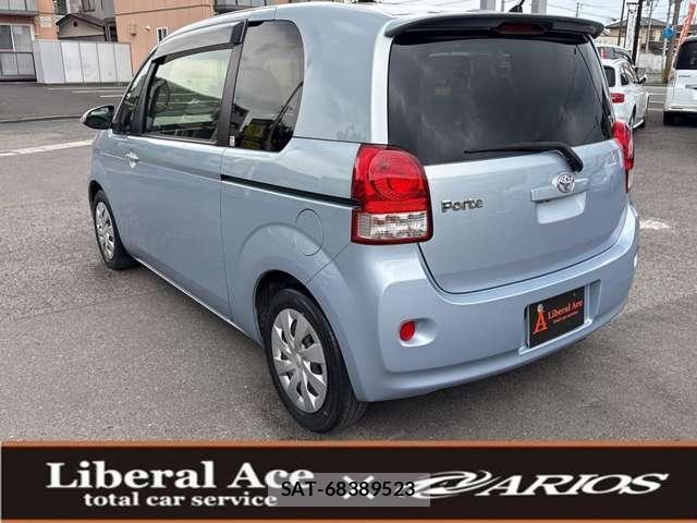 Toyota PORTE 2013-09 8218474-11