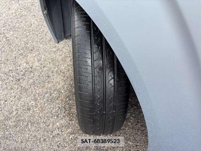 Toyota PORTE 2013-09 8218474-13