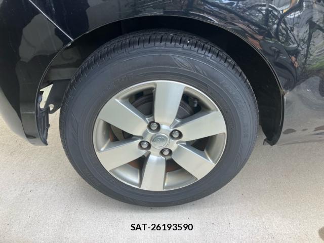Toyota PORTE 2005-09 8219246-7