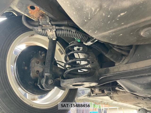Toyota PORTE 2012-09 8219839-12