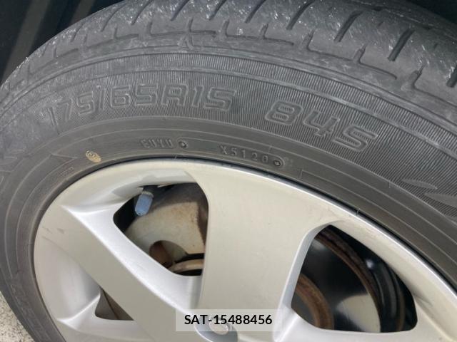 Toyota PORTE 2012-09 8219839-3