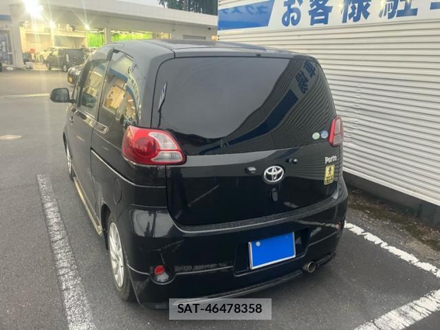 Toyota PORTE 2009-08 8220031-3