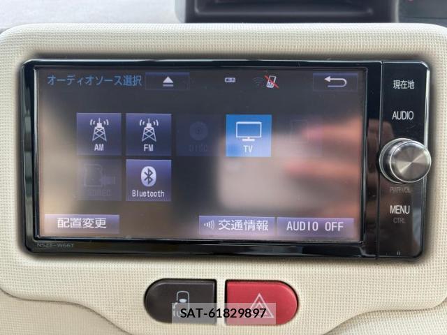 Toyota PORTE 2016-09 8221822-10