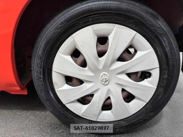Toyota PORTE 2016-09 8221822-17