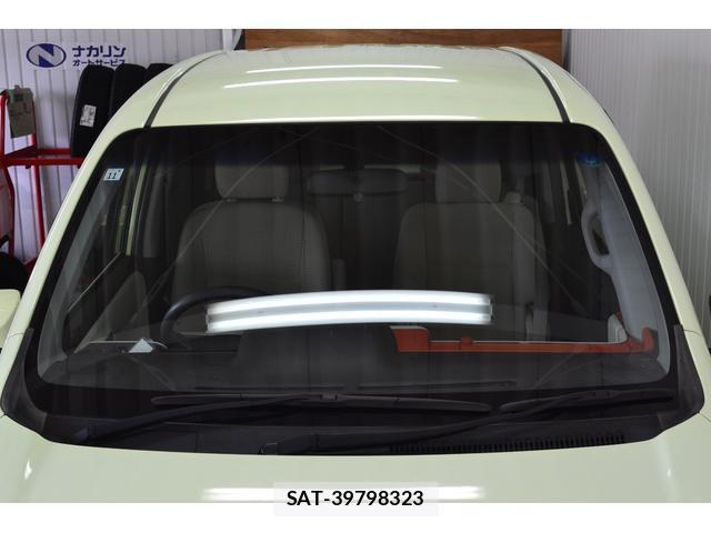 Toyota PORTE 2013-11 8222579-14