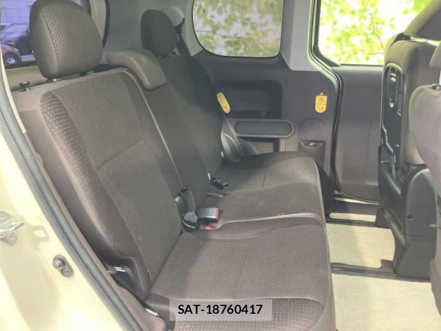 Toyota PORTE 2012-09 8225303-4