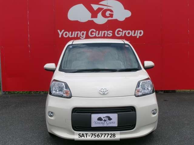 Toyota PORTE 2016-04 8225652-17