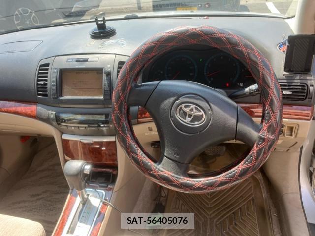 Toyota PREMIO 2004-10 8219580-8