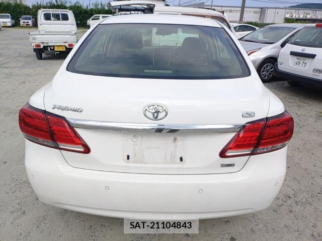 Toyota PREMIO 2020-07 8219969-1