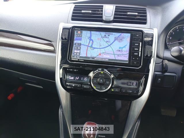 Toyota PREMIO 2020-07 8219969-10