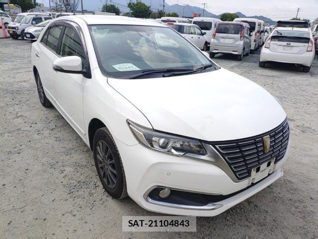 Toyota PREMIO 2020-07 8219969-3