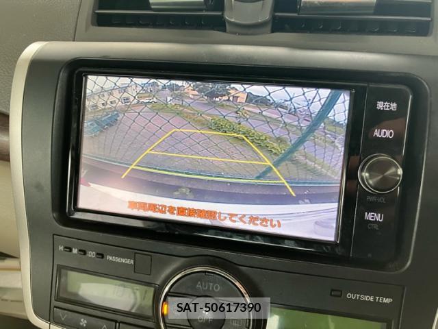 Toyota PREMIO 2010-05 8220060-15