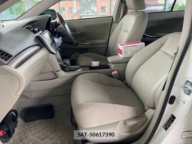 Toyota PREMIO 2010-05 8220060-19