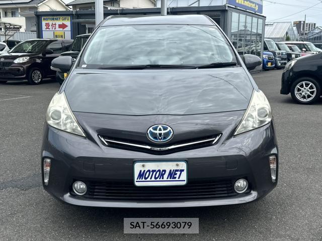 Toyota PRIUS ALPHA 2012-02 8217317-12