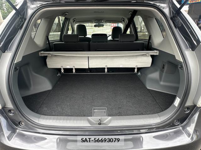 Toyota PRIUS ALPHA 2012-02 8217317-15