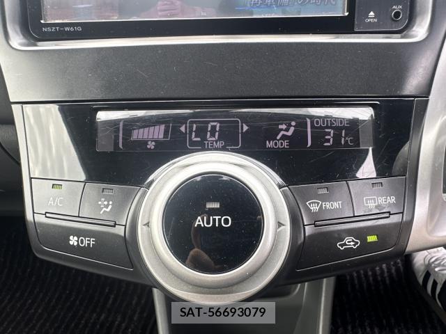 Toyota PRIUS ALPHA 2012-02 8217317-19