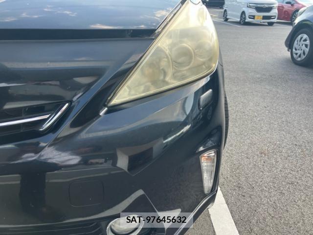 Toyota PRIUS ALPHA 2013-10 8219214-5