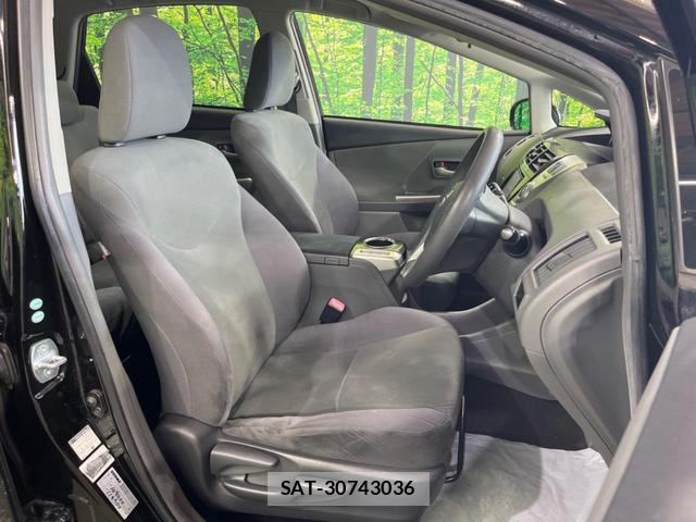 Toyota PRIUS ALPHA 2012-03 8219516-5