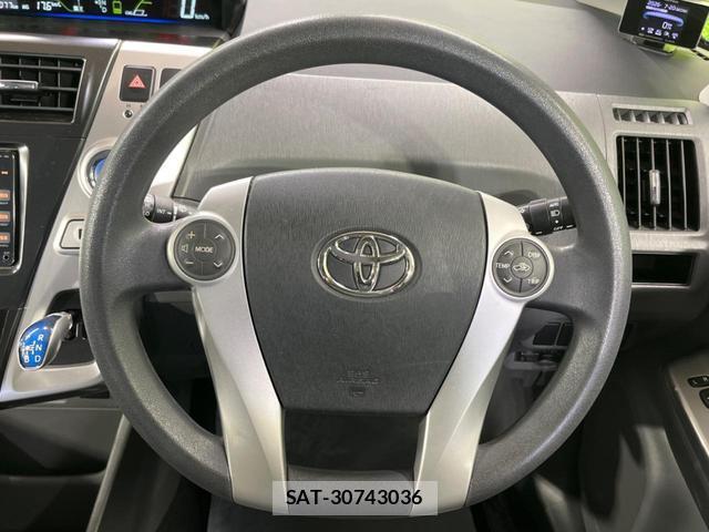 Toyota PRIUS ALPHA 2012-03 8219516-8
