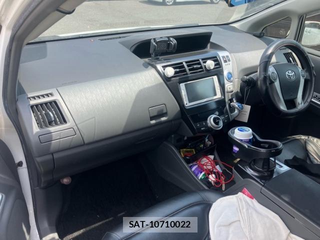 Toyota PRIUS ALPHA 2012-09 8219761-14