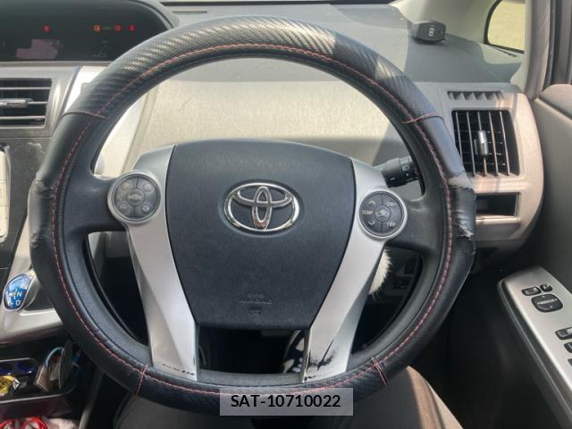 Toyota PRIUS ALPHA 2012-09 8219761-15