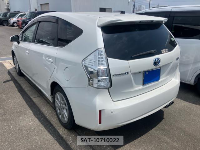 Toyota PRIUS ALPHA 2012-09 8219761-2