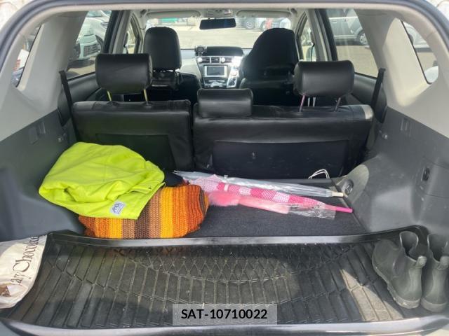 Toyota PRIUS ALPHA 2012-09 8219761-9