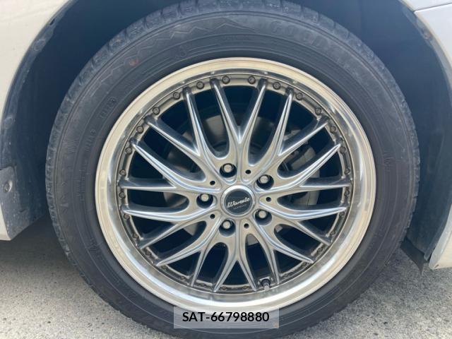 Toyota PRIUS ALPHA 2014-11 8219782-12
