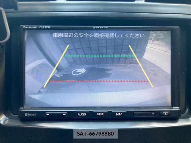 Toyota PRIUS ALPHA 2014-11 8219782-19