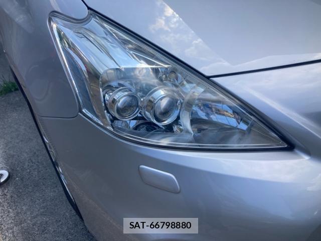 Toyota PRIUS ALPHA 2014-11 8219782-4