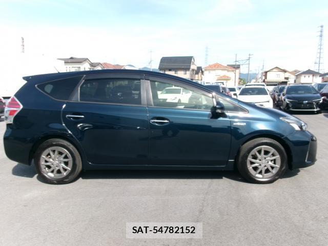 Toyota PRIUS ALPHA 2018-05 8220061-3