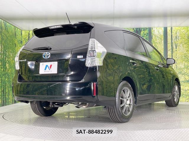 Toyota PRIUS ALPHA 2013-10 8220122-16