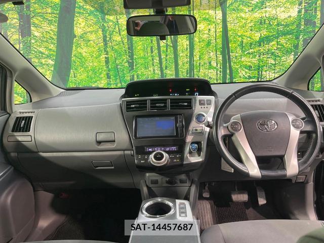 Toyota PRIUS ALPHA 2013-05 8220550-1