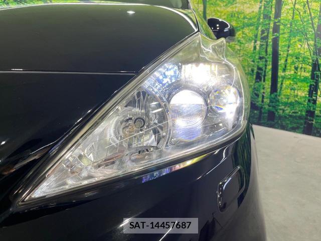 Toyota PRIUS ALPHA 2013-05 8220550-11