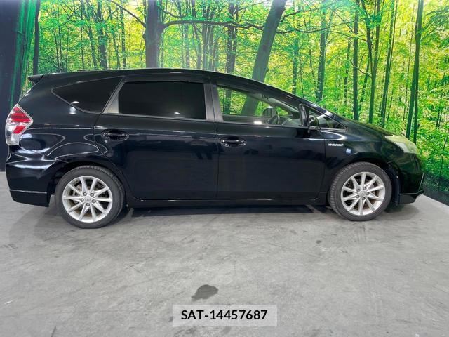 Toyota PRIUS ALPHA 2013-05 8220550-15