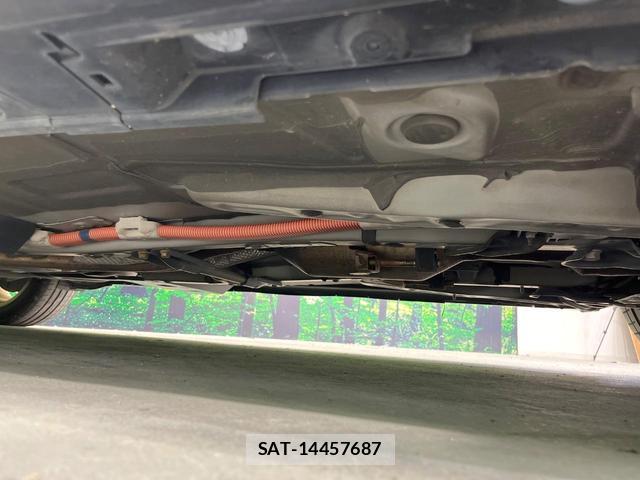 Toyota PRIUS ALPHA 2013-05 8220550-19