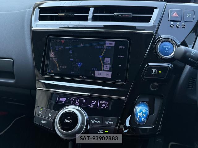 Toyota PRIUS ALPHA 2019-01 8220819-13